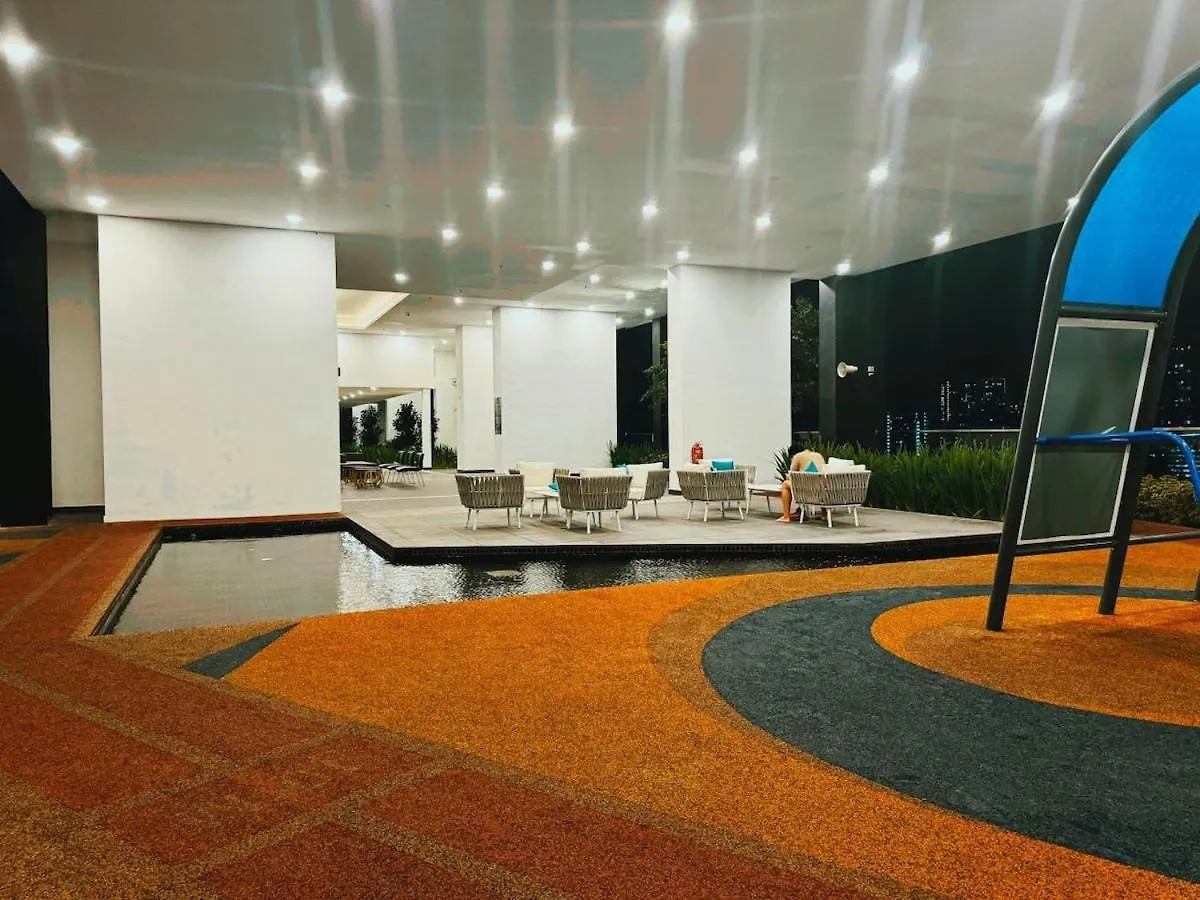 Apartment Classic House In Georgetown 3Br 10Pax Malaysia